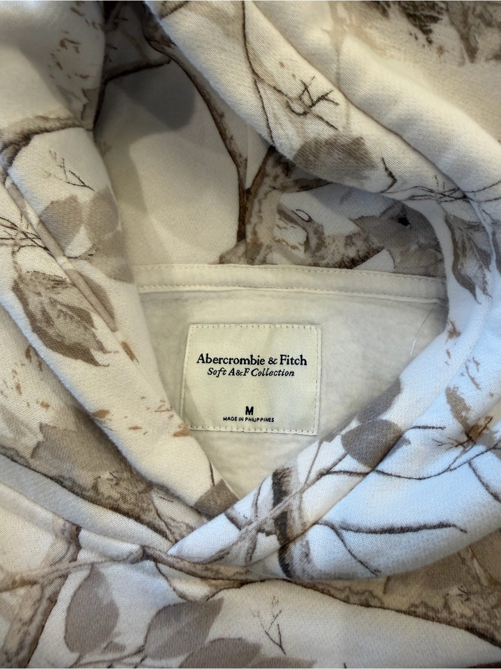 Abercrombie & Fitch Camo Hoodie - Picture 5 of 5